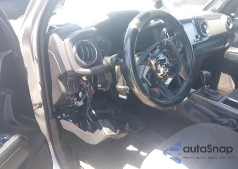 2018 Toyota Tacoma Sr5/Trd Sport z USA, uszkodzony, nr VIN 3TMBZ5DN5JM013763